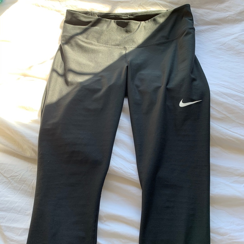 Nike 25 in leggings